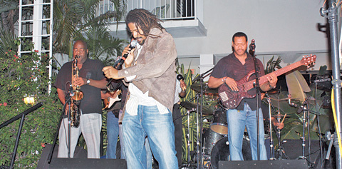 FEAThopeforhaitiSTORY