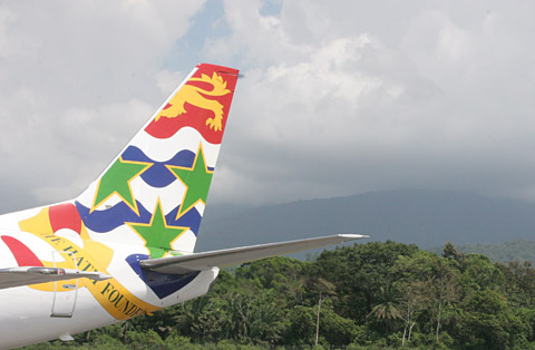 LOCALCaymanAirwaysHondurasSTORY