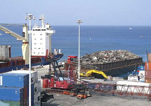 TOPscrapSTORY