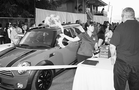 BUZimage_71554STORY