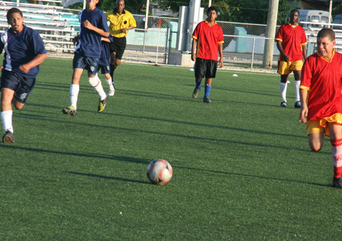 SPORTSbtu15footballSTORY