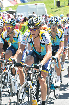 SPORTSarmstrongtdf2STORY