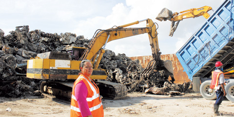 scrap metal barge Cayman 1